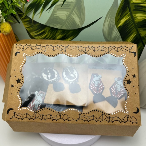 Goth Jewelry Gift Set Box - Edgy Jewelry Christmas Gift Set Box - Picture 8 of 12